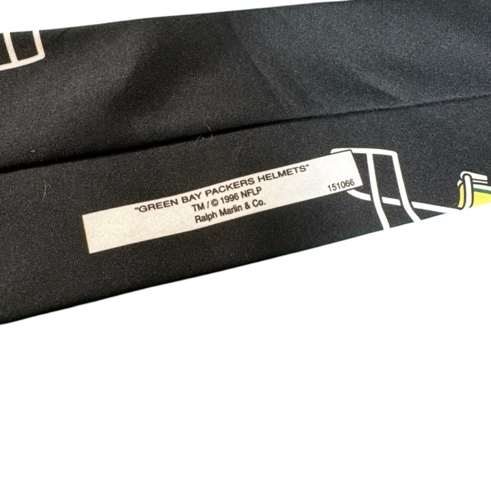 Vintage Green Bay Packers Helmets Black NFL Neck Tie-1993 NFL Ralph Marlin & Co - Picture 3 of 8